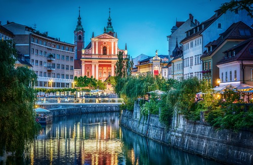 Ljubljana Old Town Hotel | Apartment Tromostovje III