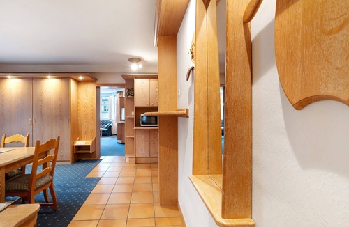 Niederhelden Apartment | Apartment 'Type C' with Balcony and Wi-Fi