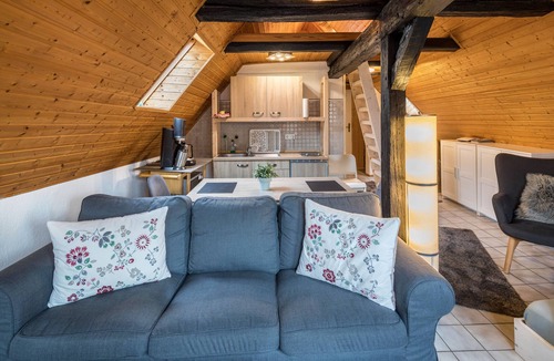 Alsfeld Apartment | Apartment 'Über Den Dächern Alsfels' with Wi-Fi