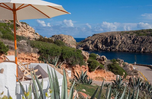 Ciutadella de Menorca Apartment | Apartment 'Unique Seafront Property' with Sea View, Wi-Fi and Air Conditioning