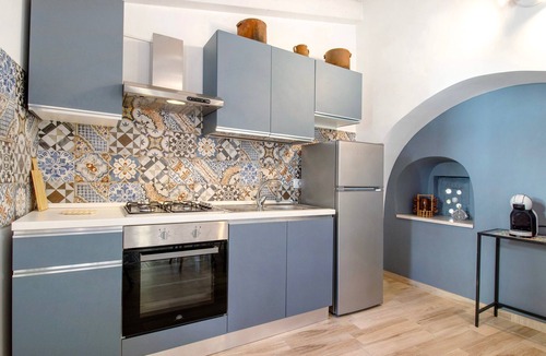 Rutigliano Apartment | Apartment 'Unit Two' with Shared Terrace, Wi-Fi and Air Conditioning