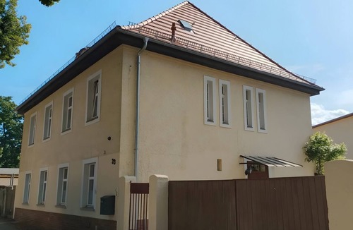 Babelsberg Nord Apartment | Apartment 'Unter den Linden' with Wi-Fi