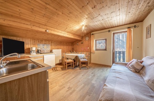 Senales Apartment | Apartment “Untervernatsch - Edelweiss” with Mountain View, Wi-Fi, Balcony & Garden