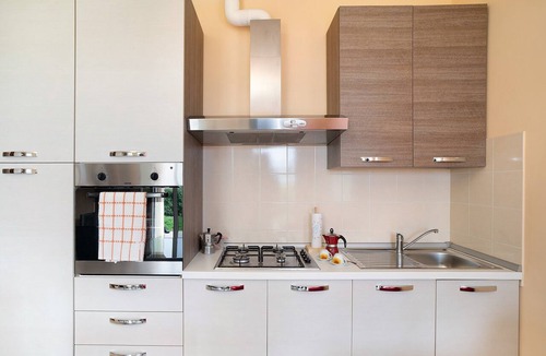 Seborga Apartment | Apartment 'Vallebona' with Private Terrace and Wi-Fi