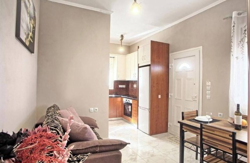 Chortata Apartment | Apartment 'Ventus Athina' with Sea View, Wi-Fi and Air Conditioning