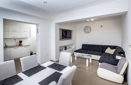 Stobrec Apartment | Apartment Villa Andelka with Swimming Pool