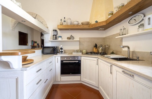 Polignano a Mare Apartment | Apartment 'Villa Massa' with Sea View, Wi-Fi and Air Conditioning