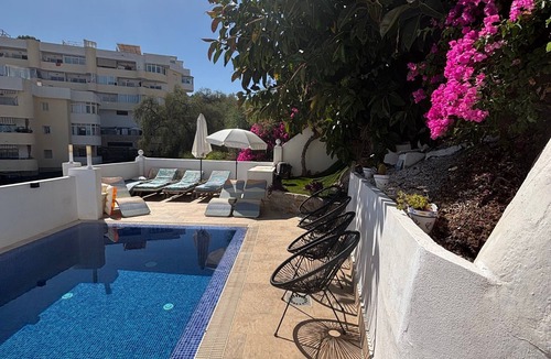 Torreblanca Villa | Apartment "Villa Mar del Plata" with Shared Pool, Wi-Fi, Garden & Terrace