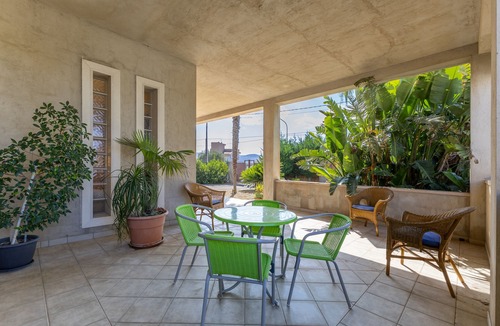 Comiso Apartment | Apartment 'Villa Sam' with Private Terrace, Wi-Fi and Air Conditioning