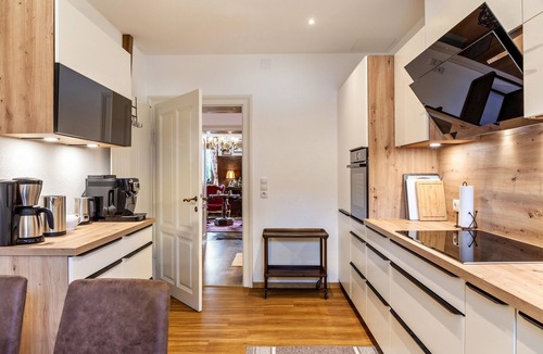 Stumm Apartment | Apartment 'Villa Stumm' with Mountain View, Shared Terrace and Wi-Fi