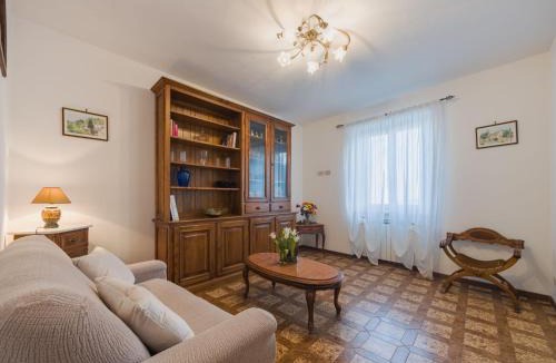 Gello Apartment | Apartment Viola by Interhome