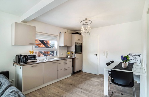 Scheuern Apartment | Apartment 'Vogtshaus' with Mountain View, Shared Terrace
