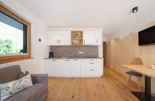 Castelbello-Ciardes Apartment | Apartment "Waalhof Ferienwohnung Gala" with Mountain View, Shared Garden & Wi-Fi