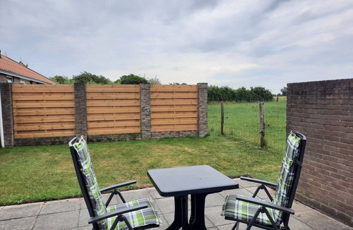 Meliskerke House | Apartment Willow with beautiful garden and terrace