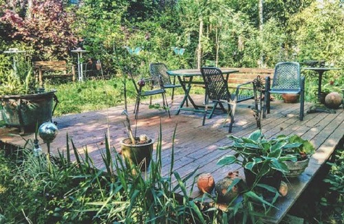 Reetz Apartment | Apartment with flair, quiet location, large garden directly at forest/meadow, large swimming lake at 2km,