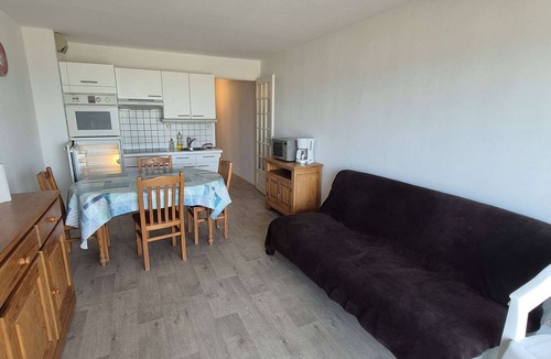 Stella-Plage Apartment | Apartment with sea view - 4 guests