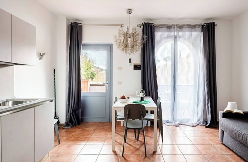 Assisi Apartment | Apartment with 2 Bathrooms & Private Parking – 5 km from Assisi