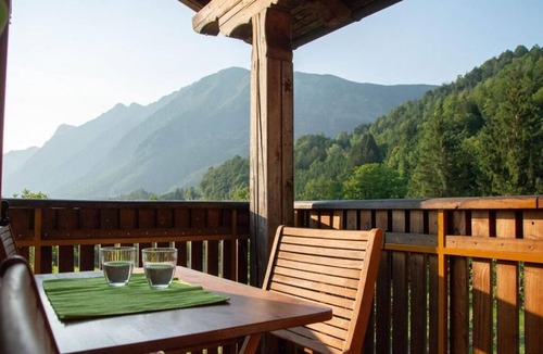 Kobarid Apartment | Apartment with 2 bedrooms, sleep 5 on splendid location