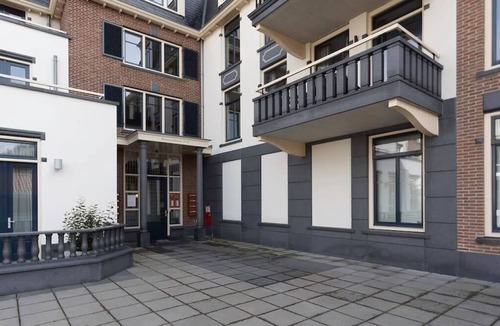 Domburg House | Apartment with Air-Con Near Beach | Wijngaerde Residence 19