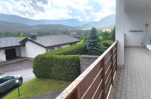 Reith Apartment | Apartment with exceptional Alpine panorama and covered balcony in Bad Mitterndor