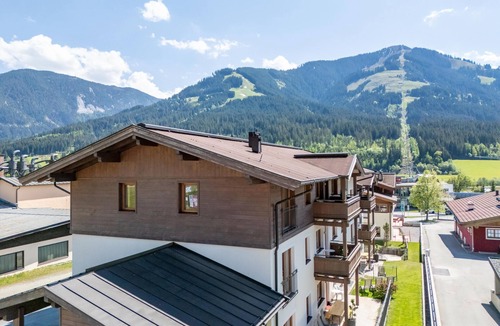 Brixen im Thale Apartment | Apartment with a spa next to the gondola