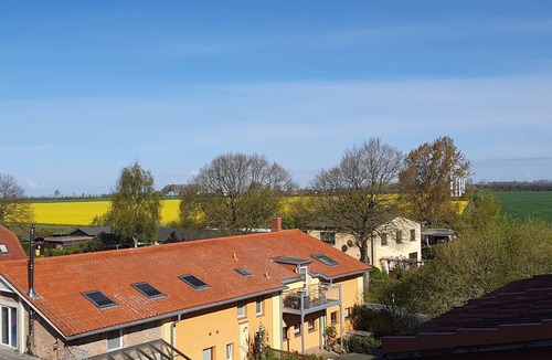 Elmenhorst/Lichtenhagen Condo | Apartment with balcony in Ostseespass de