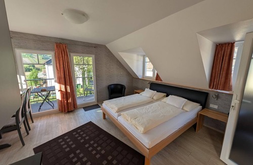 Trittenheim Bed & Breakfast | Apartment with balcony (No. 6) - Gästehaus Bollig