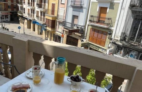 Requena Apartment | Apartment with Balcony Varone - City View Apartments near Circuito Cheste