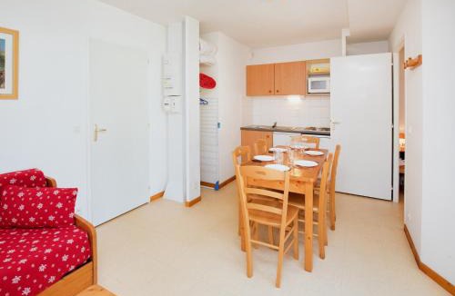 Termignon Apartment | Apartment with balcony for 6 people