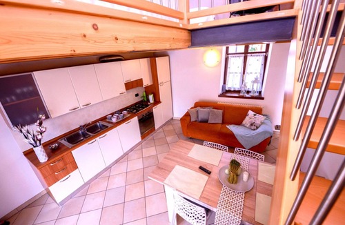 Arco House | Apartment with Balcony
