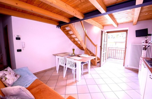 Arco House | Apartment with Balcony