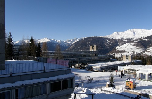 Mezzana Apartment | Apartment with direct access to the slopes and heated swimming pool