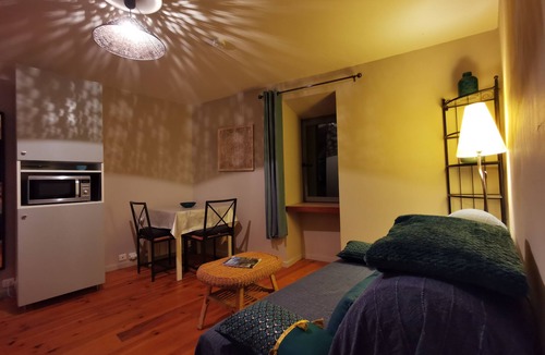 Cabrerets Apartment | Apartment with exceptional view & garden