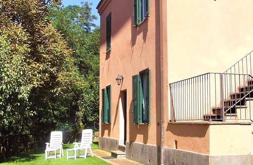 Capranica Apartment | Apartment with Garden View