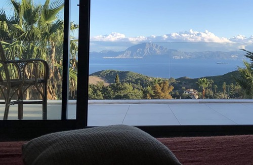 El Cuarton Condo | Apartment with infinity pool in the heart of the Strait of Gibraltar Natural Park