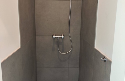 Leimen Apartment | Apartment with kitchen, bathroom and 7 bedrooms