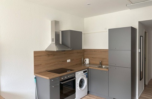 Leimen Apartment | Apartment with kitchen and bathroom