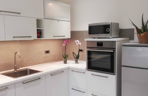 San Lorenzo Apartment | Apartment with Kitchen