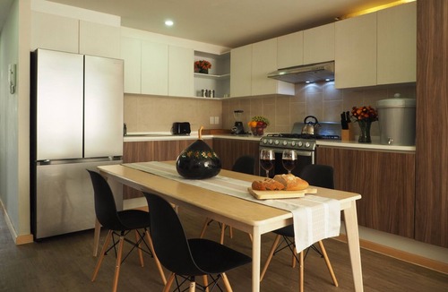 Roma Norte Apartment | Apartment with Balcony - Pushkin Park View - 2BR