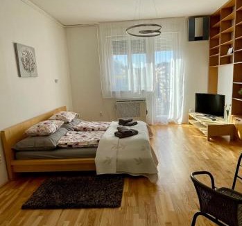 Lagymanyos Apartment | Apartment with nice VIEW and BALCONY - near the metro