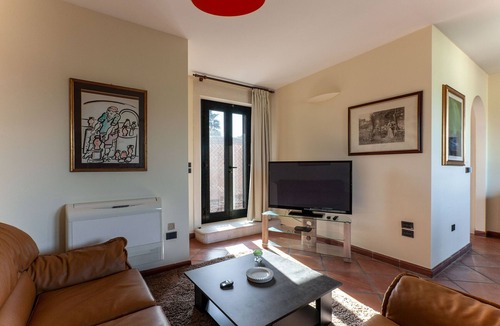 Lecce Villa | Apartment with pool, soccer field, tennis court, beach volleyball, m991