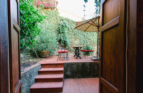 Borgo a Buggiano Apartment | Apartment with private garden