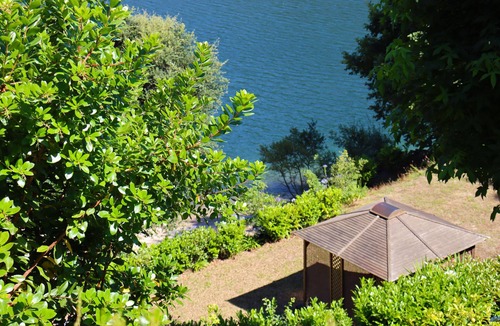 Terras de Bouro Apartment | Apartment with Private Beach in Gerês 4p
