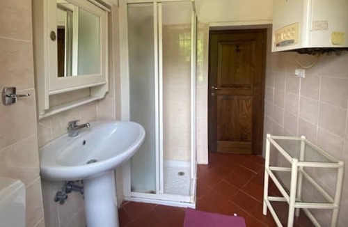 Pontremoli Apartment | Apartment with riverside terrace and relaxation area