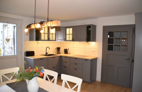 Lichtenau Apartment | Apartment with Shared Terrace, Shared Garden and Wi-Fi