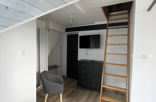 Val-du-Layon Apartment | Apartment with terrace
