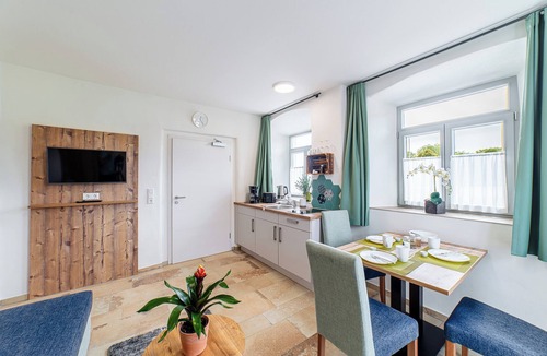 Spalt Apartment | Apartment with terrace "Blumentraum"