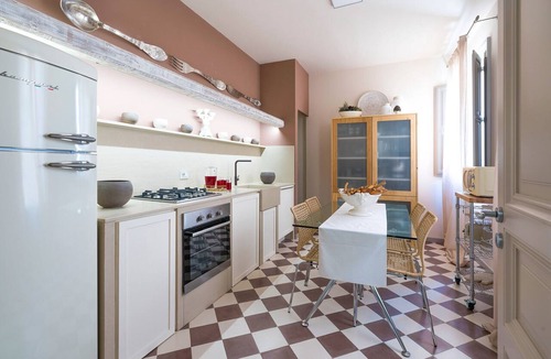 Trapani City Centre Apartment | Apartment with terrace in the centre, 300 metres from the beach, Trapani