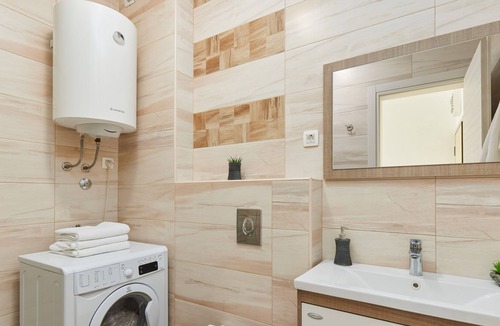 Dobrota Apartment | Apartment with view and pool