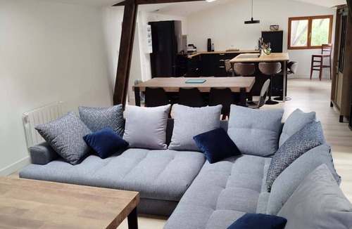Hourtin Apartment | Apartment with your head in the trees, 50m from the lake - Hourtin Port